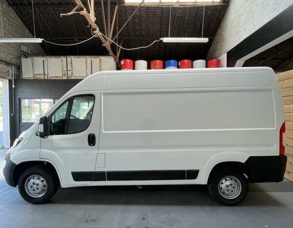 Peugeot Boxer 2.0 Blue HDI 130ch complet