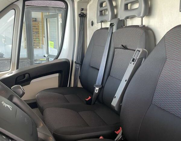 Peugeot Boxer 2.0 Blue HDI 130ch complet