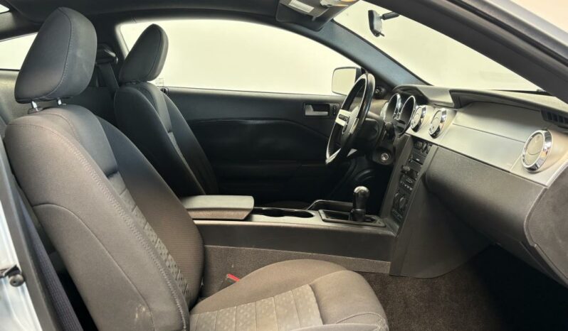 Ford Mustang GT COUPE 4.6 V8 305 complet